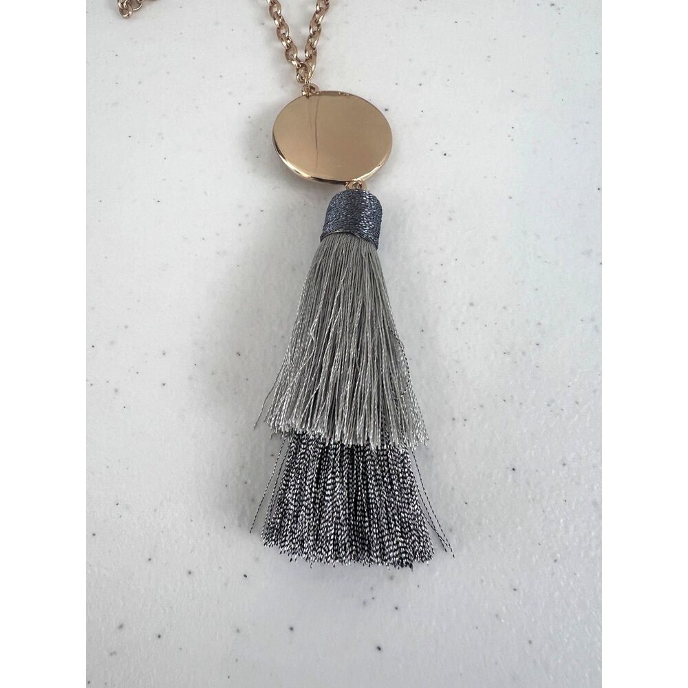 Old Navy Gray Tassel Pendant Necklace Gold Chain Gray - Picture 2 of 5